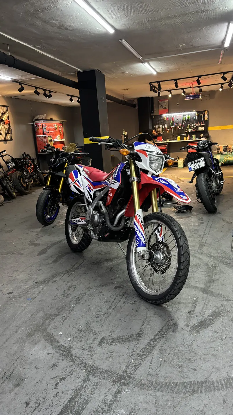 Mel1h Motors 34 motosiklet servis alanı
