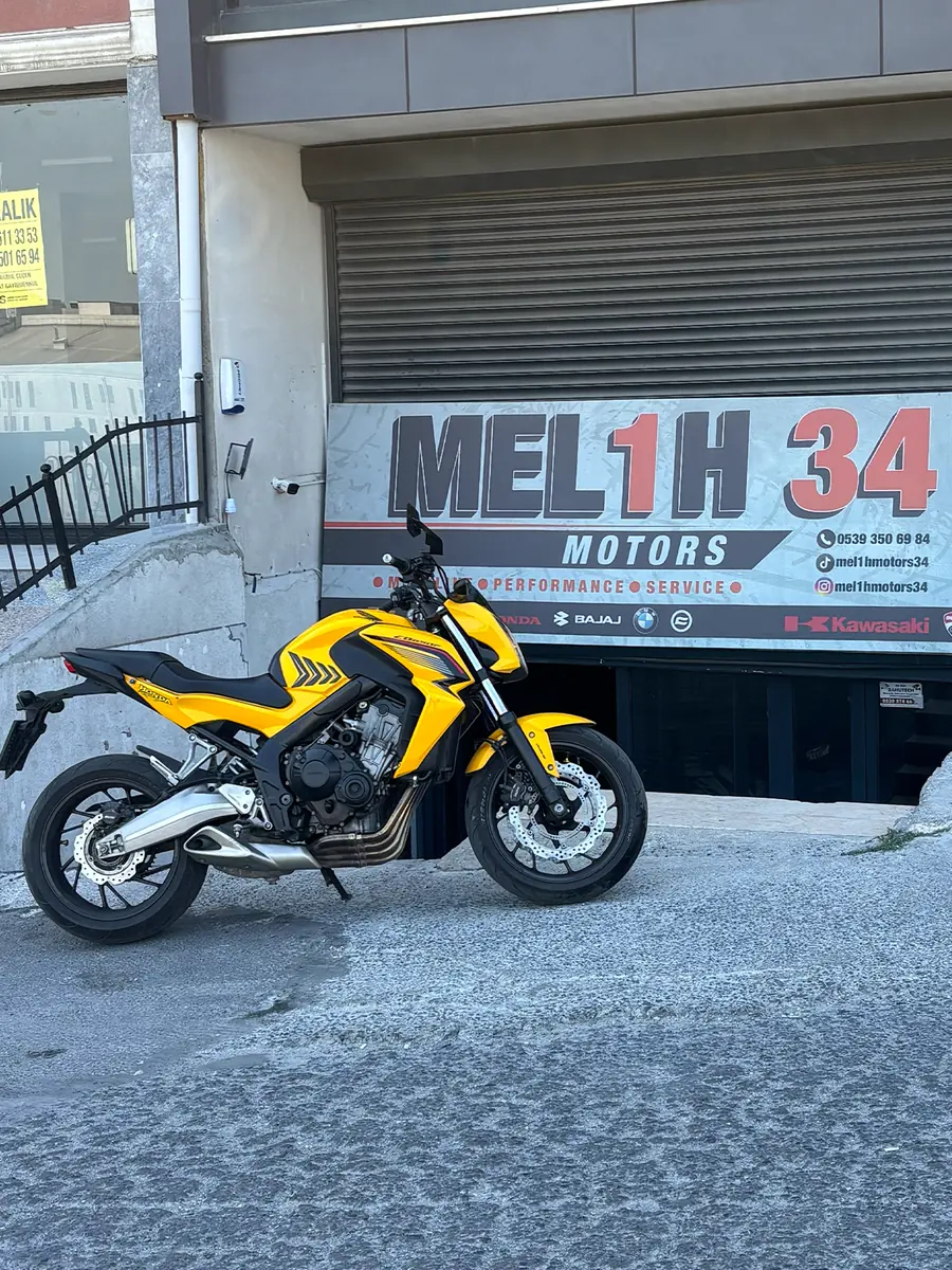 Beylikdüzü Başkent Caddesi Mel1h Motors 34 dükkan dış görünümü